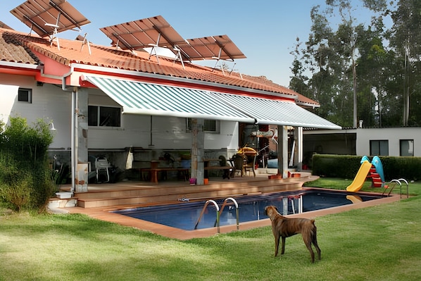 Vue sur piscine