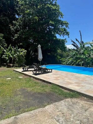 Vue sur piscine