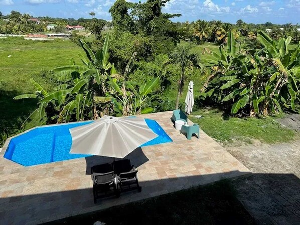 Vue sur piscine