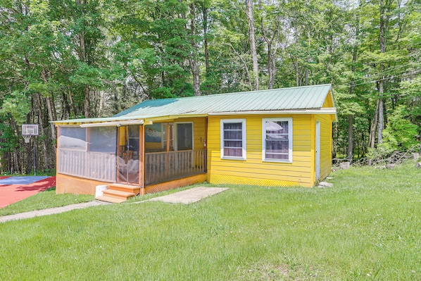 Mongaup Valley Vacation Rental | 2BR | 1BA | 3 Steps to Enter | 500 Sq Ft