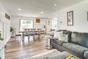 Living Room | 1st Floor | 2 Full Sleeper Sofas | Smart TV