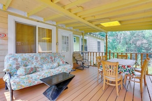 Screened Porch