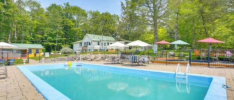 Mongaup Valley Vacation Rental | 1BR | 1BA | 500 Sq Ft | 2 Steps to Enter