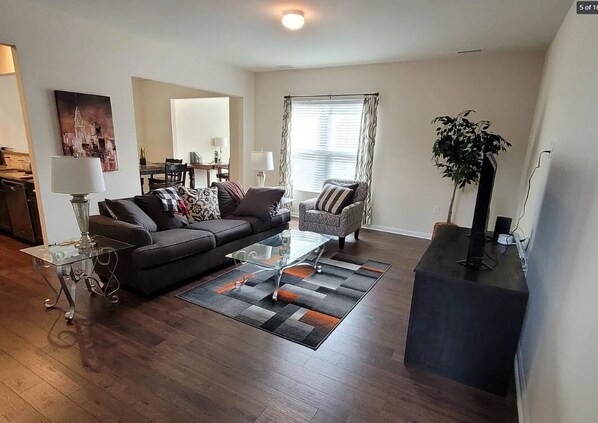 1st Floor Living Room