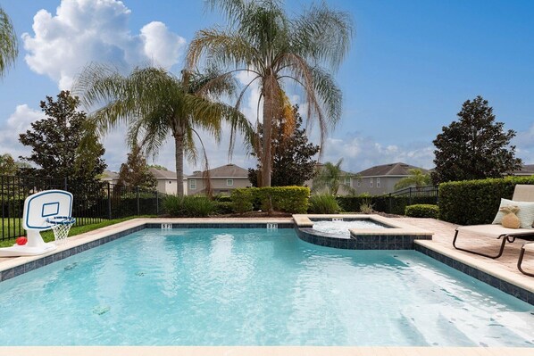 [amenities:private-pool:3] Private Pool