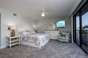 Primary suite with juliet balcony