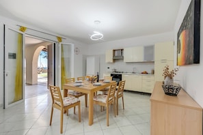 Salon et salle Ă manger