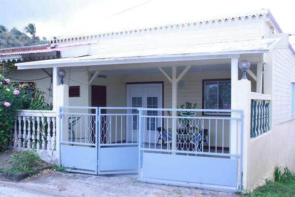 Façade
