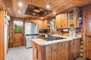 Fully equipped kitchen.