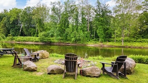 Tranquil sitting area by Catskill Creek.