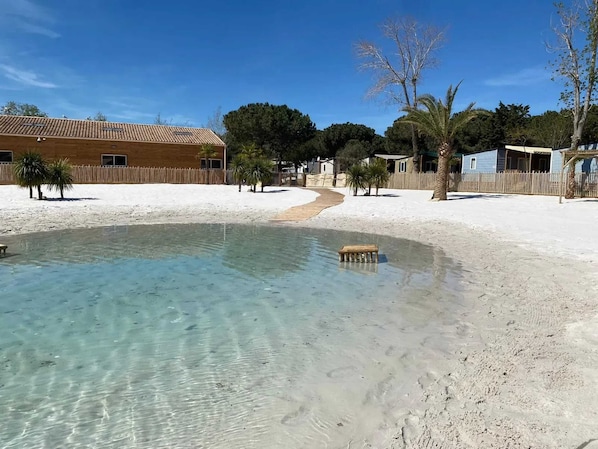 Vue sur piscine