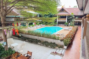 Holiday Home Swimming Pool