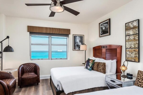 Comfortable Unit with 2 Double size beds