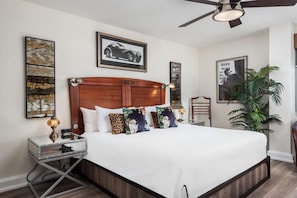 Comfortable Unit with King size bed