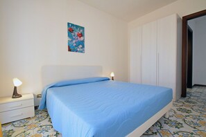 Autumn, Bedroom, Spring, Summer, Winter