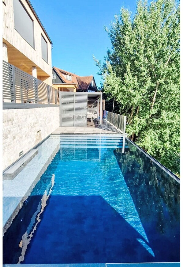 Schwimmbad, Verbundwerkstoff, Resort, Schatten, Water Feature, Villa, Eco Hotel, Hotel, Fliese