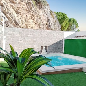 Vue sur piscine