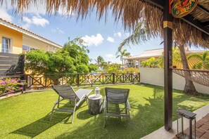 Outdoor Lounge
