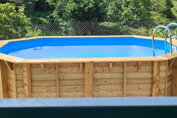 Vue sur piscine