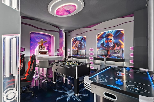 Spielezimmer