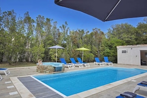 Vue sur piscine