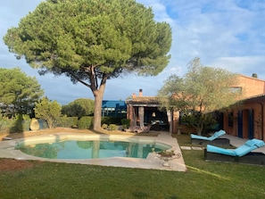 Vue sur piscine