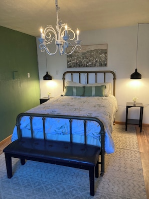 Beautiful antique brass bed, perfect for 2 adults.