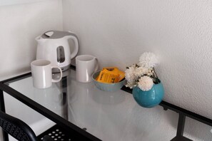 Kaffee und/oder Kaffeemaschine