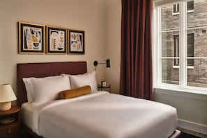 Deluxe 4 Bedroom Suite - Bedroom
