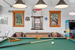 Spielezimmer
