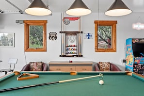 Spielezimmer