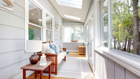 Sun porch