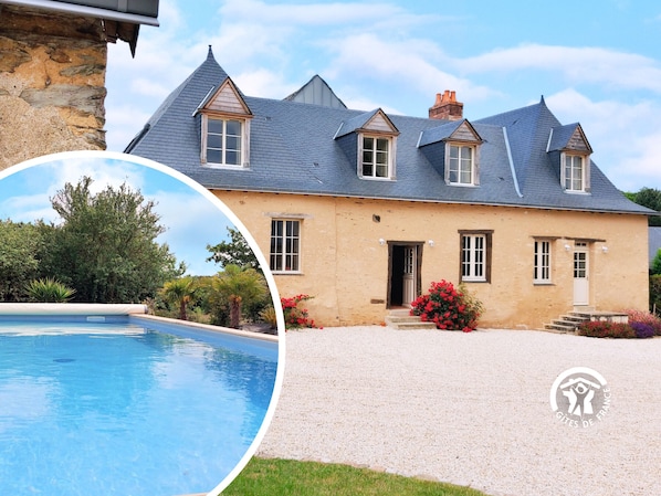 Location de vacances avec GĂźtes de France Mayenne - H53G023677 Le plessis aux oiseaux Ă ChĂąteau-Gontier, jusqu'Ă 14 personnes. Maison dâexception avec piscine et salle de jeux.