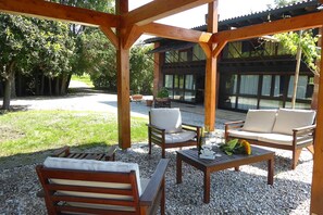 Autumn, Living Room, Spring, Summer