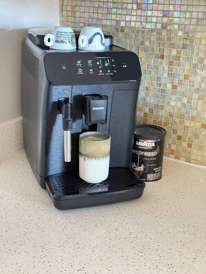 Kaffe och/eller kaffebryggare