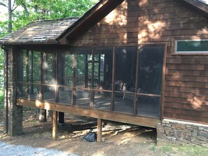 Side view of screened porch
