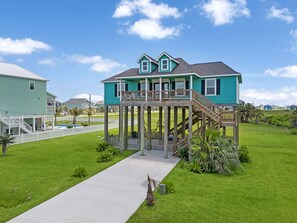 Memories made & worries fade in your BeachBox home