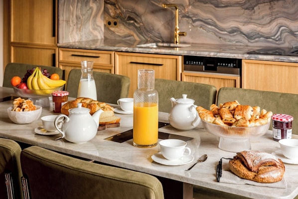 Breakfast area