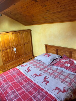 Chambre double à l’étage