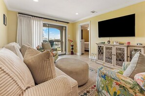 Casa Del Marina 211 - Signature Properties
