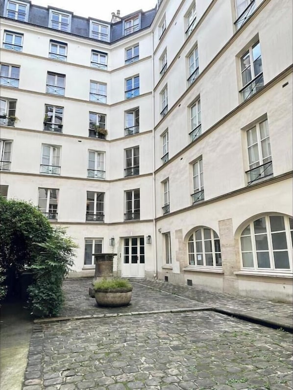 Extérieur