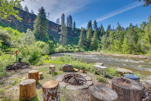 Boise Vacation Rental | 3BR | 2.5BA | Steps Required | 2,475 Sq Ft