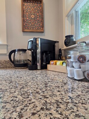 Combination Drip/Single Cup Coffee Maker and Electric Tea Kettle