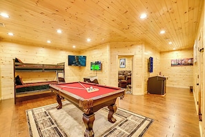 Spielezimmer