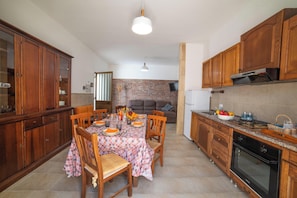 Kitchen and dining area