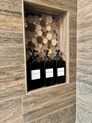 Bathroom amenities