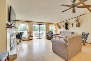 Property Interior | Single-Story Home | Free WiFi | Central A/C & Heating
