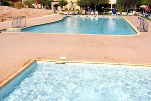 Holiday Home Swimming Pool