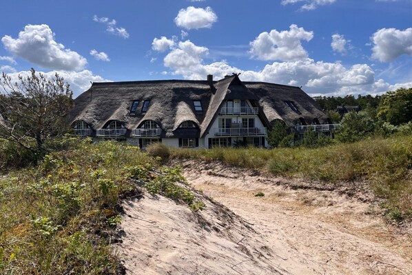 Außenseite Ferienhaus [Sommer]