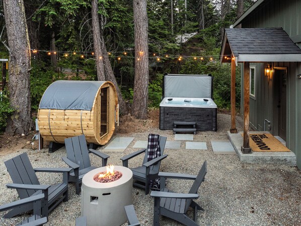 Welcome to your Cascade Mountain, private oasis!